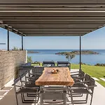 Searenity Villa *