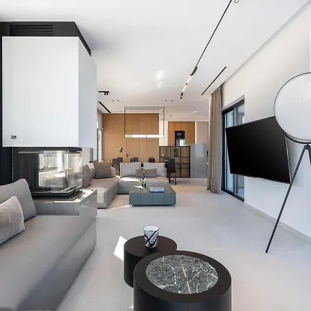 Villa Searenity - Balanced Harmony Of Blues By Etouri