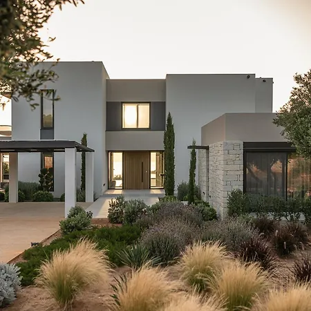 Searenity Villa *
